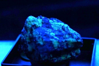 Fluorthalénite-(Y) - Hundholmen, Tysfjord, Nordland, Norway
